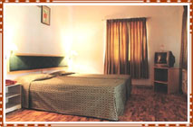 Guest Room at Hotel Howard Johnson Inn, Mysore